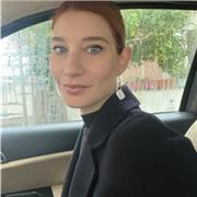 Docente di italiano e storia impartisce lezioni personalizzate per studenti (scuole medie e superiori) e lavoratori